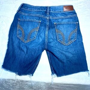 Y2K Hollister Cutoff Shorts Size 0 Distressed Medium Wash Destroyed Jorts Denim